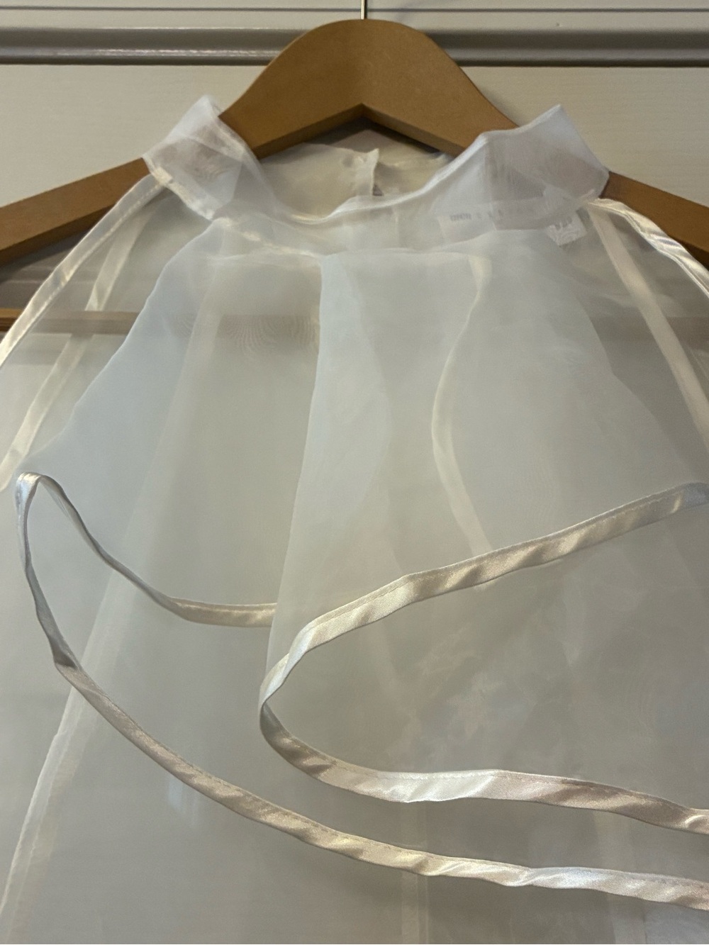 Asos Design Sheer Organza Halter Overlay Ruffled Front in White. Size 12 - Picture 2 of 8